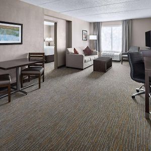 La Quinta Inn & Suites By Wyndham Mooresville